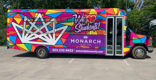 bus monarch 815